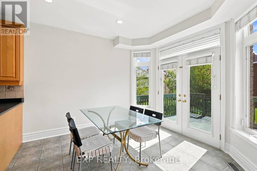 33 Valleyford Avenue, Richmond Hill, photo 6