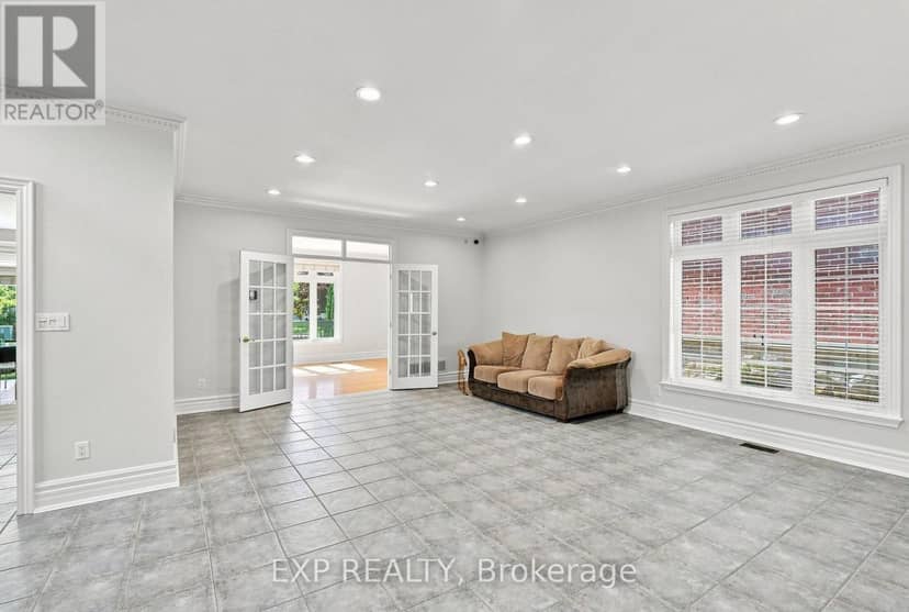 33 Valleyford Avenue, Richmond Hill, photo 7