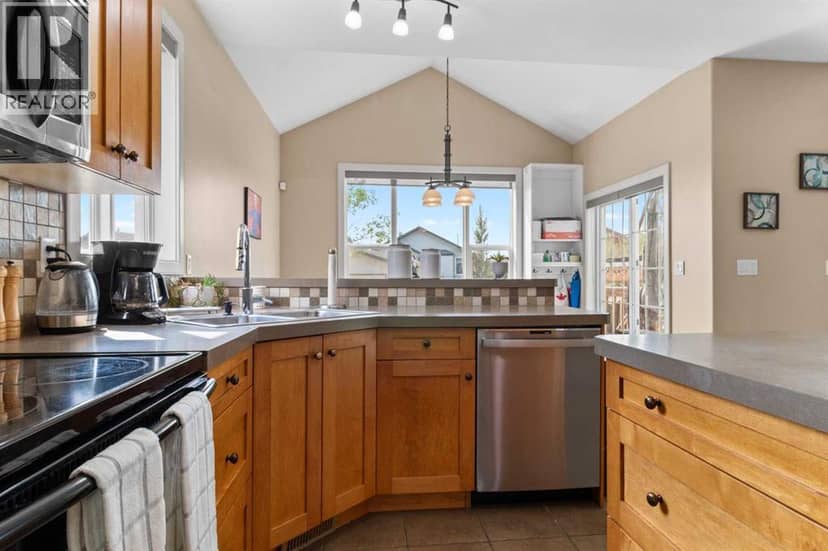 5 Lambertson Place, Sylvan Lake, photo 8