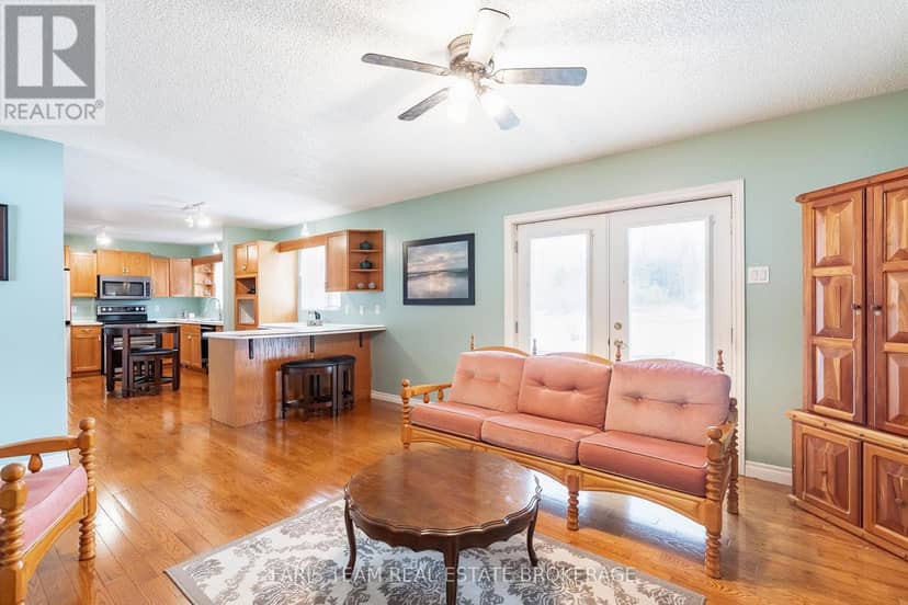 2104 Newton Street — photo 14 of 40