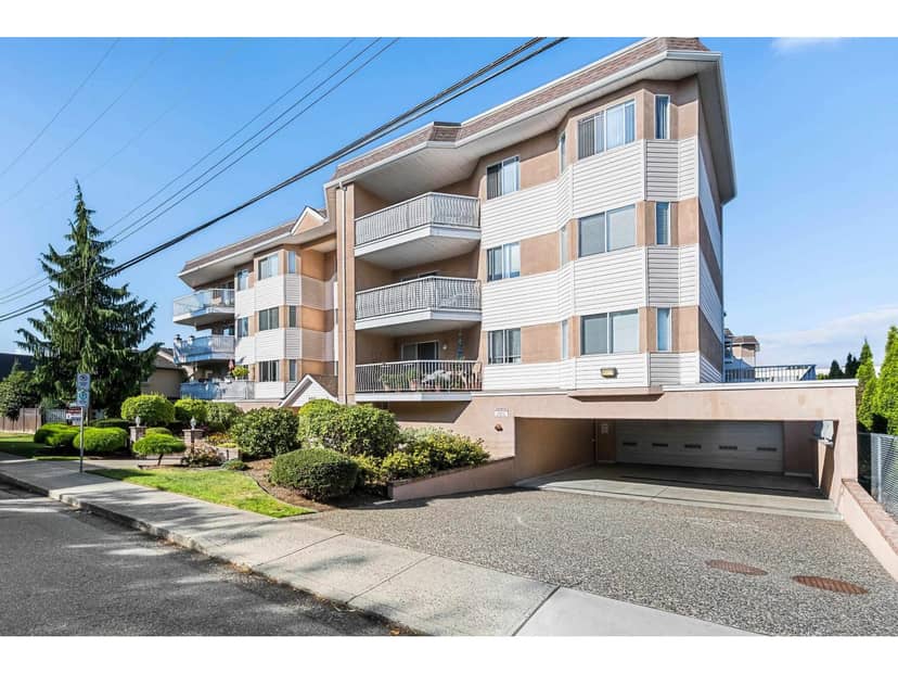 305 8985 MARY STREET, Chilliwack Proper West, Chilliwack