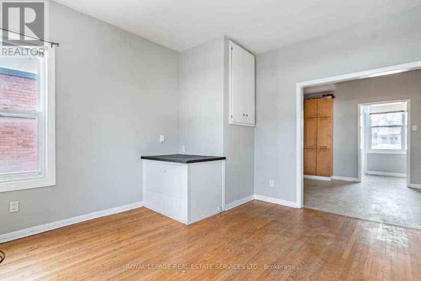 740 Lansdowne Avenue — photo 12 of 23