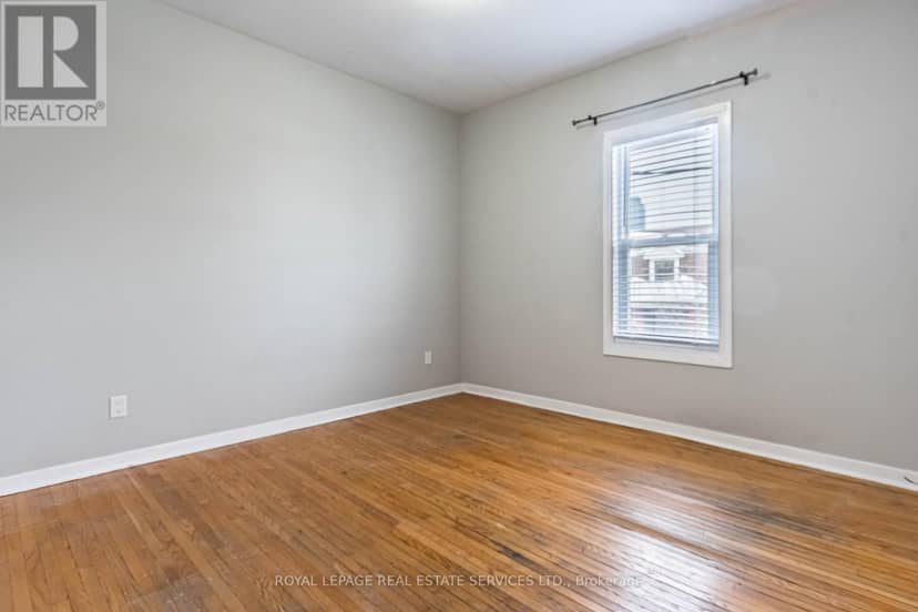 740 Lansdowne Avenue — photo 14 of 23
