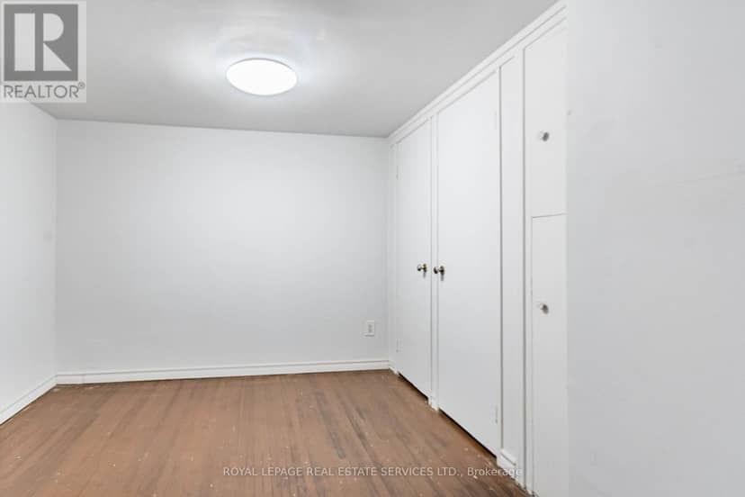 740 Lansdowne Avenue — photo 19 of 23