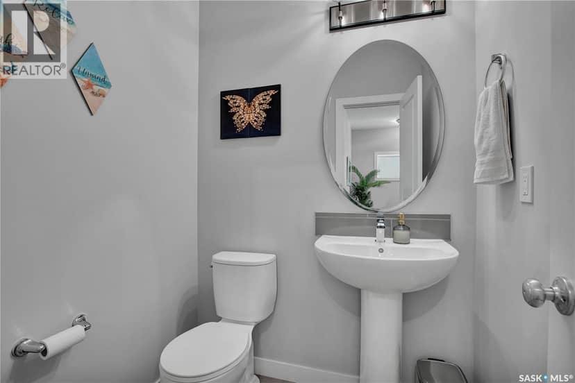 143 Barrett STREET — photo 4 of 40