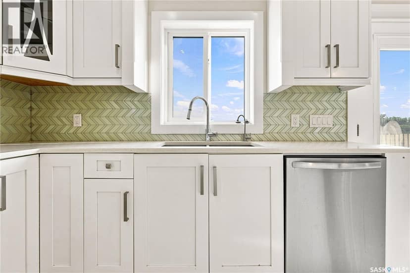 140 Spruce Creek ROAD — photo 14 of 40