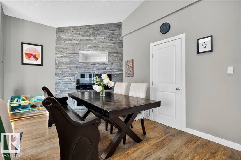 5211 94A AV NW — photo 35 of 40
