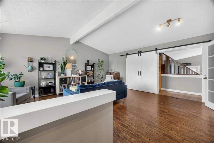 5211 94A AV NW, Edmonton, photo 8