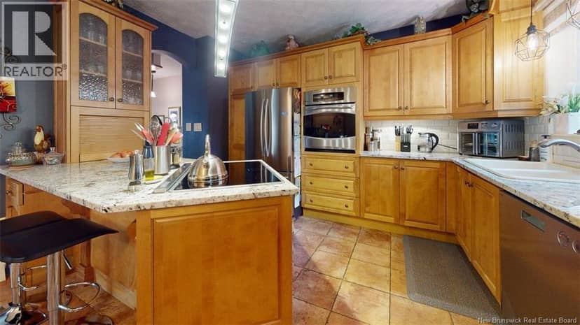43 Belisle Avenue — photo 2 of 26
