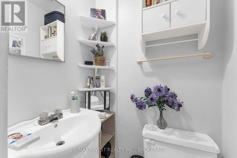 236 Collingwood Street — photo 23 of 40
