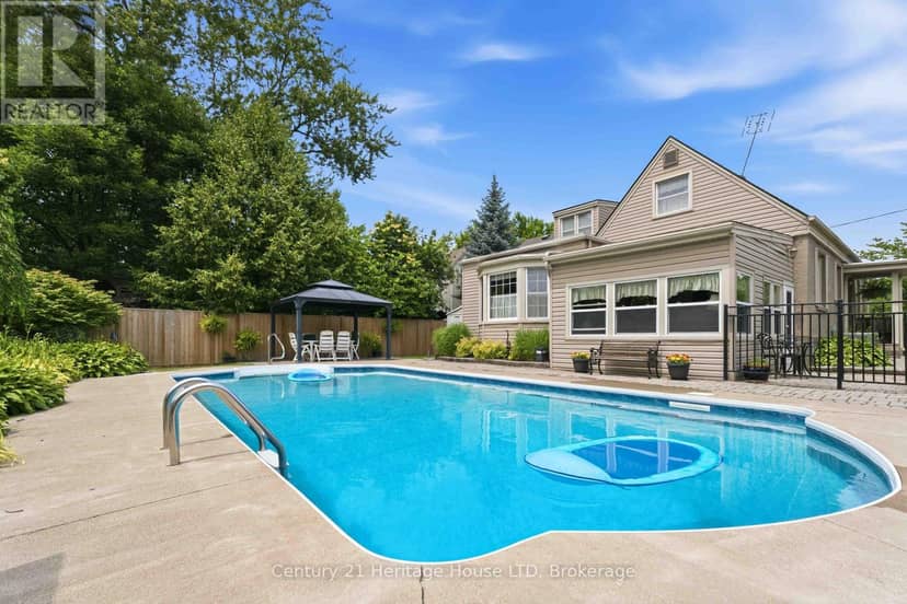 25 Glenview Avenue — photo 3 of 40