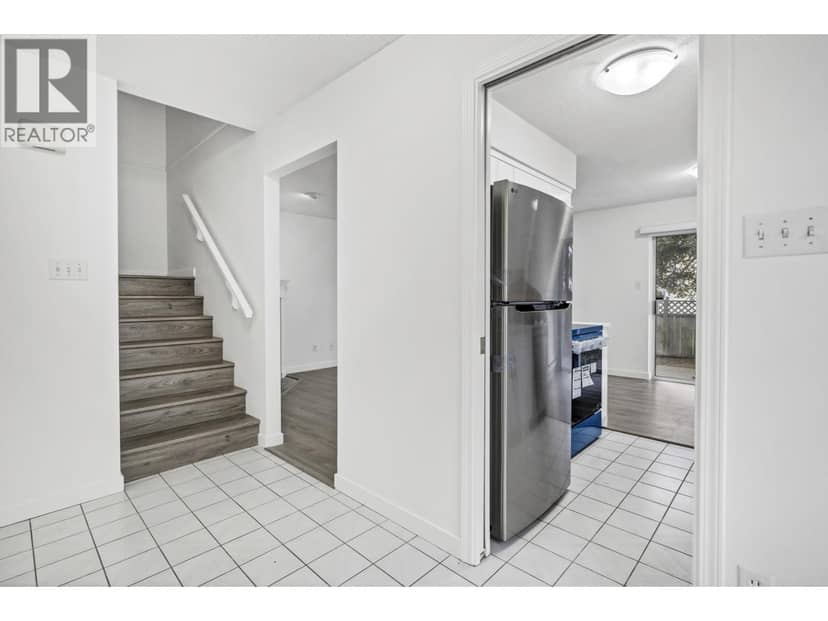 5 7091 BLUNDELL ROAD, Richmond, photo 3