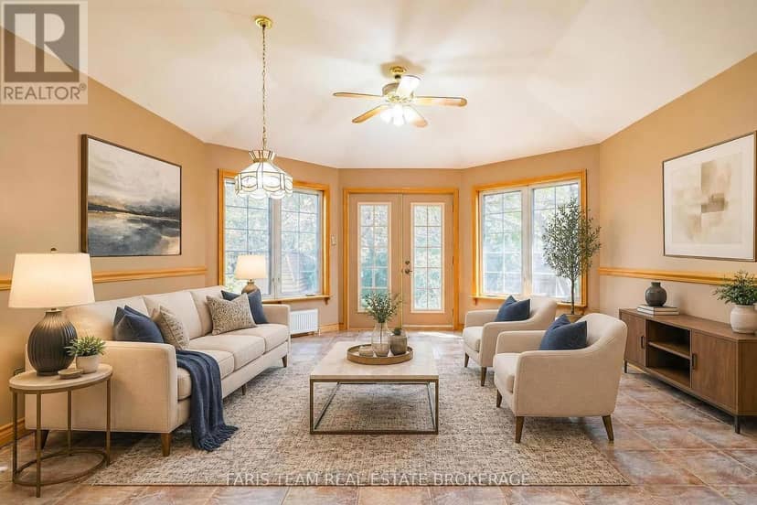 51 Davies Crescent — photo 17 of 40