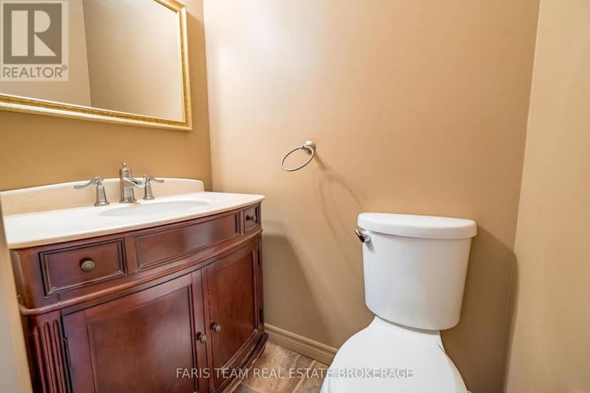 51 Davies Crescent — photo 22 of 40