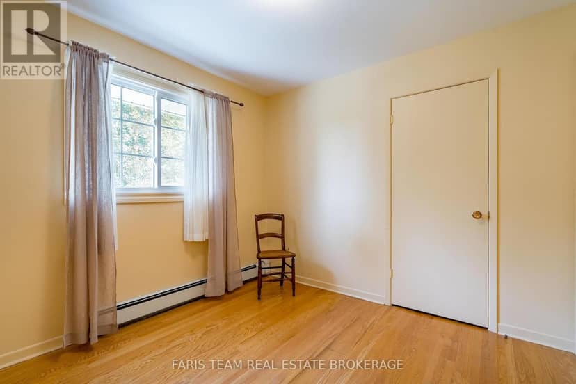 51 Davies Crescent — photo 30 of 40