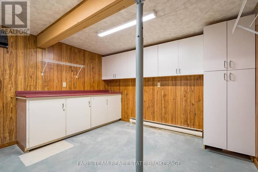 51 Davies Crescent — photo 36 of 40