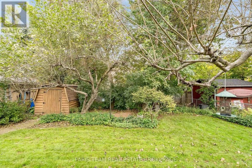 51 Davies Crescent — photo 38 of 40