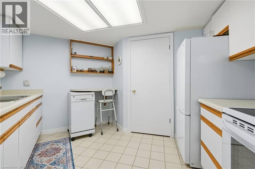 3420 FREDERICK Avenue Unit# 215, Lincoln, photo 7