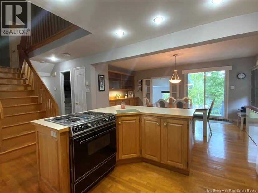 11 Leblond Street — photo 6 of 33