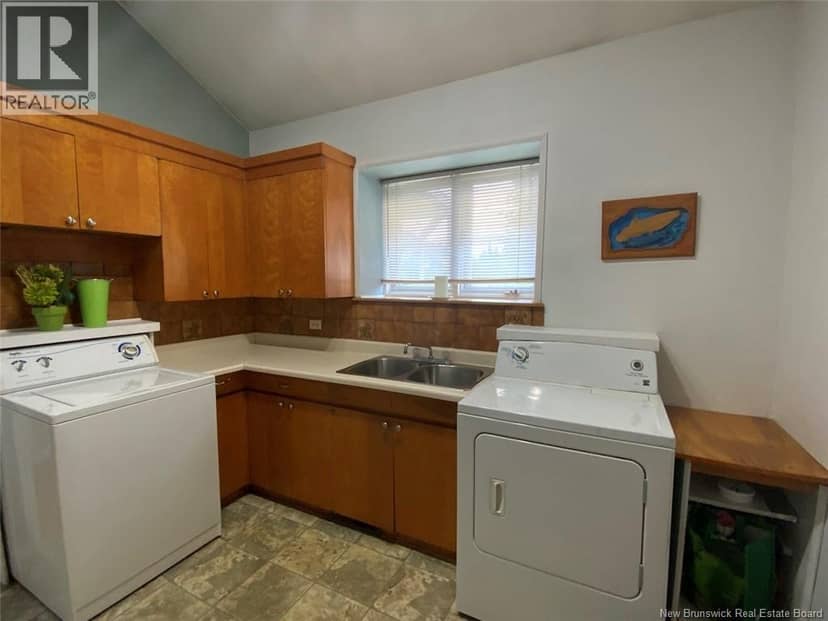 11 Leblond Street — photo 13 of 33