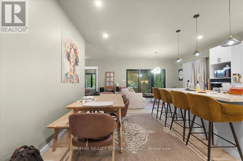 7 Scott Drive — photo 17 of 40