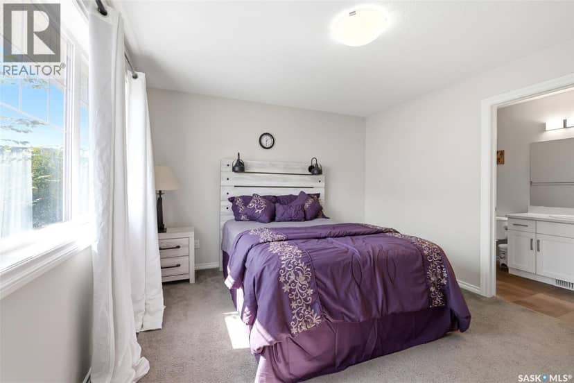 5544 Prefontaine AVENUE — photo 13 of 26