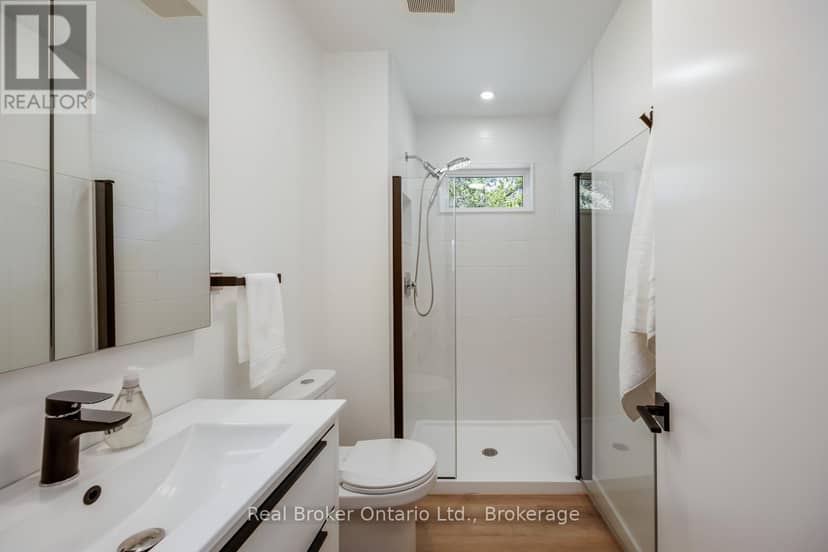 250 Silver Heights Drive — photo 20 of 40