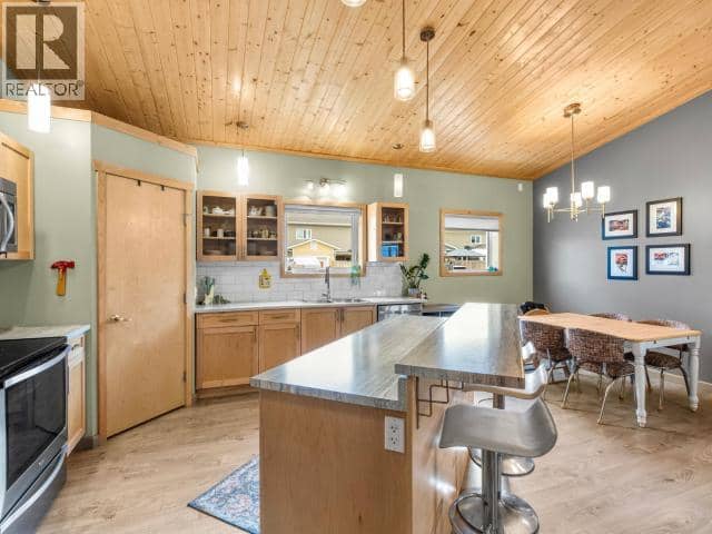 63 Eldorado Drive — photo 17 of 33