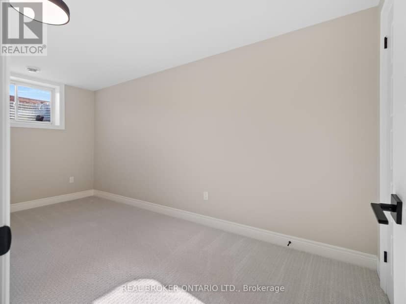 26 Austin Drive — photo 20 of 40