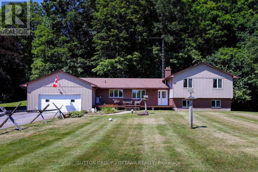 3100 Highway 32, Front of Leeds & Seeleys Bay, photo 5