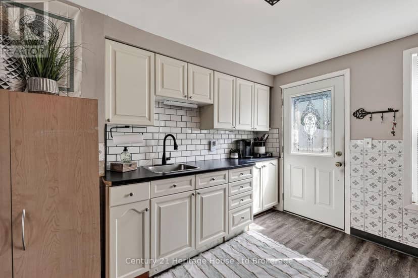 138 Main Street — photo 14 of 38