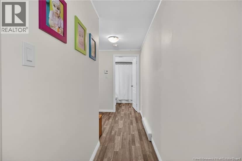 2 Larchwood Street — photo 12 of 27