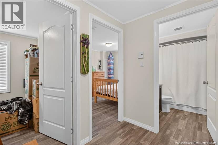 2 Larchwood Street — photo 20 of 27