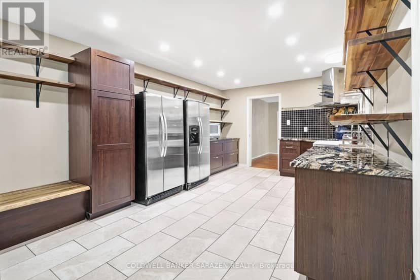 1035 Plante Drive — photo 13 of 37