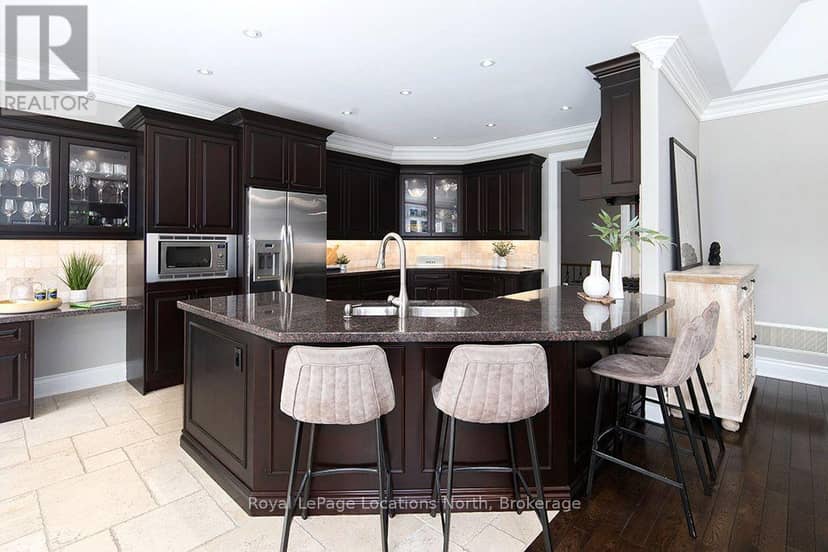 150 Rankin's Crescent — photo 12 of 40