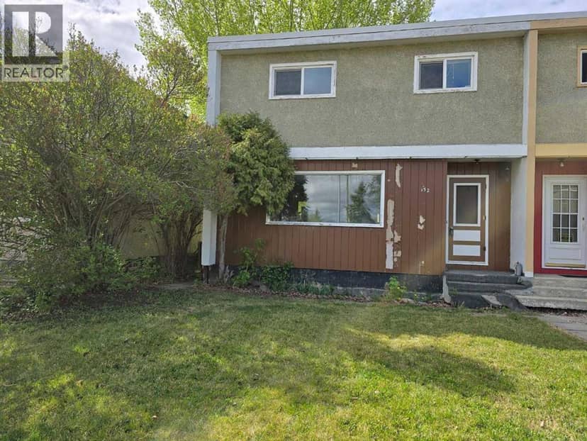 9521 89 Avenue, Peace River, photo 2
