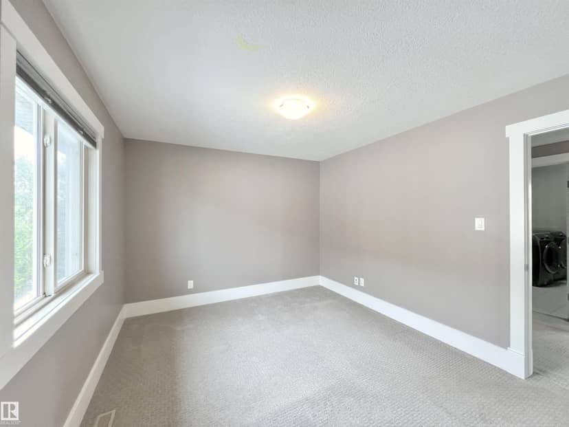 1330 Ainslie Wd SW — photo 39 of 40