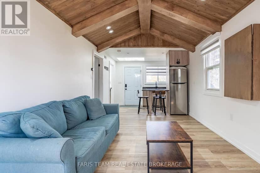 687 Innisfil Beach Road — photo 33 of 40