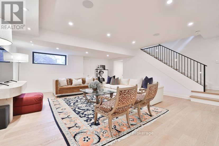 238 Mineola Road W — photo 39 of 40