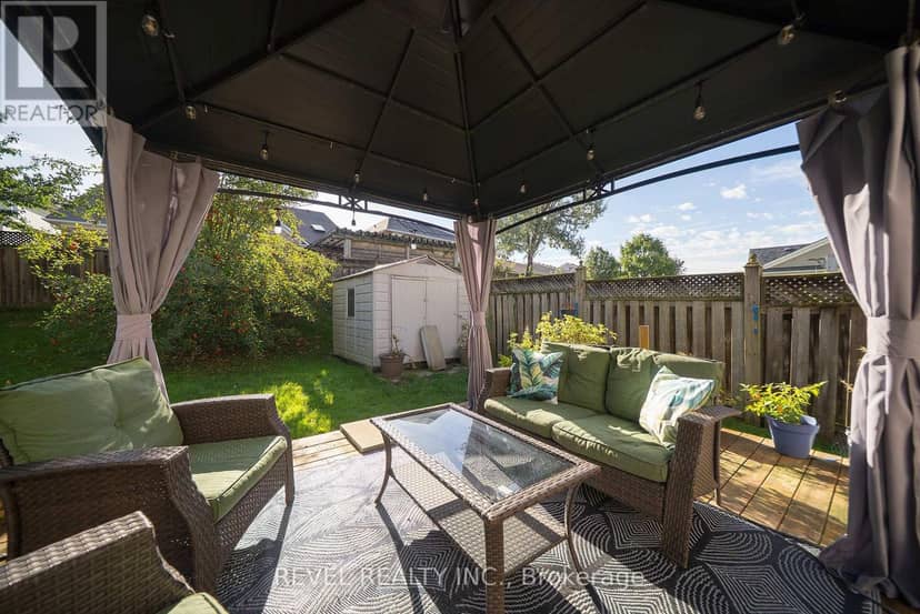 51 Webb Avenue — photo 39 of 40