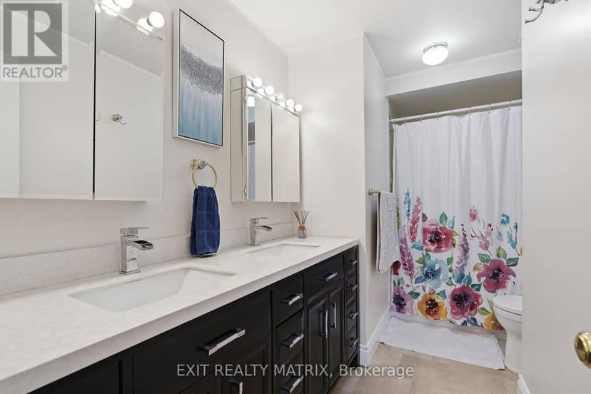 270 Fernleaf Crescent — photo 26 of 40