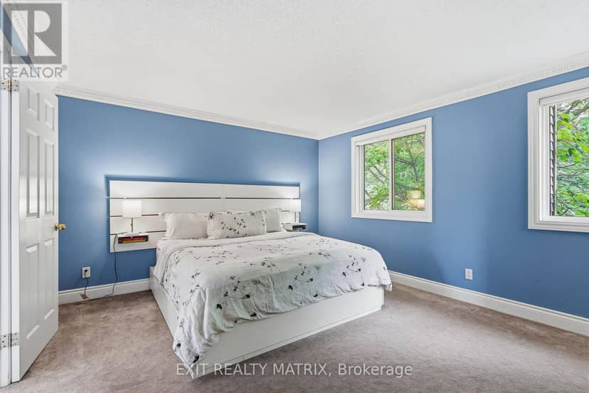 270 Fernleaf Crescent — photo 29 of 40