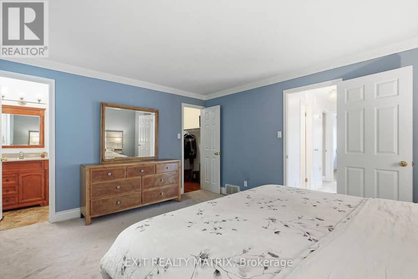 270 Fernleaf Crescent — photo 30 of 40