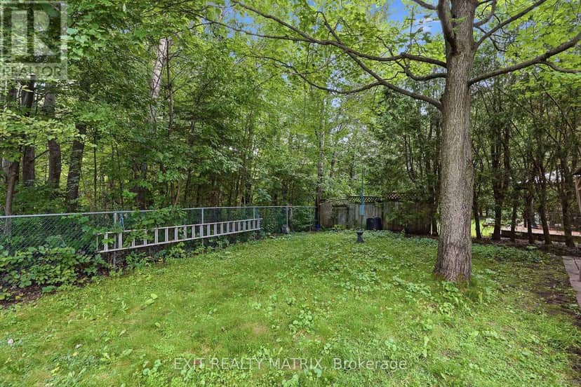 270 Fernleaf Crescent — photo 33 of 40