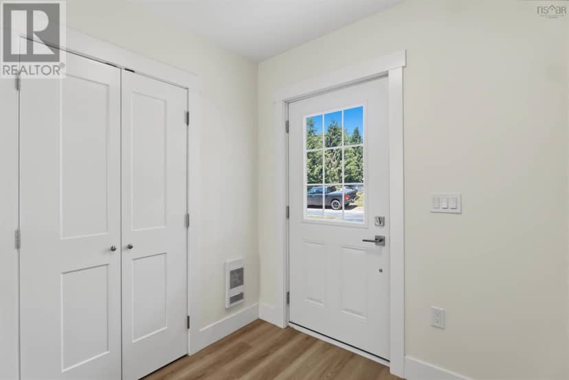 490 Bill Street, Kingston, photo 3