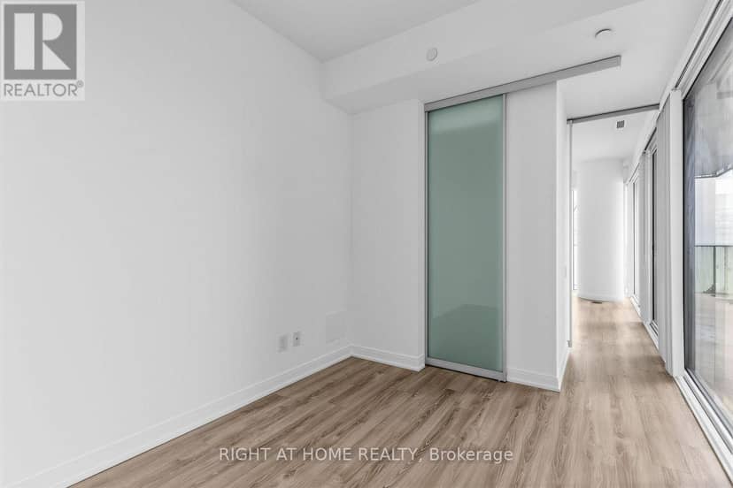 3408 - 42 Charles Street E — photo 20 of 36