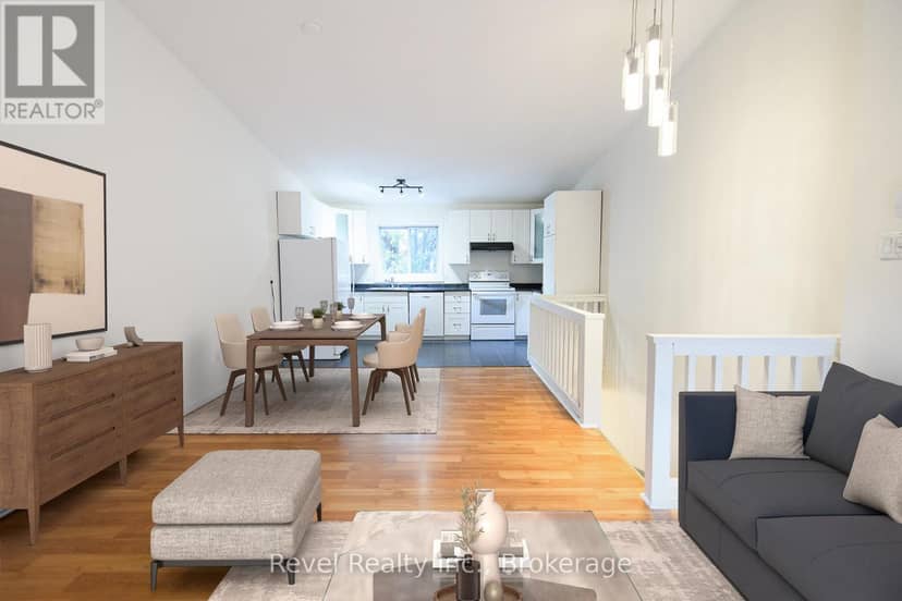 227 - 17 Harbour Street W — photo 2 of 20