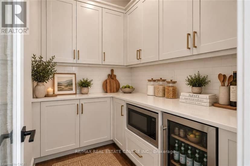 12 Albert Street — photo 9 of 22