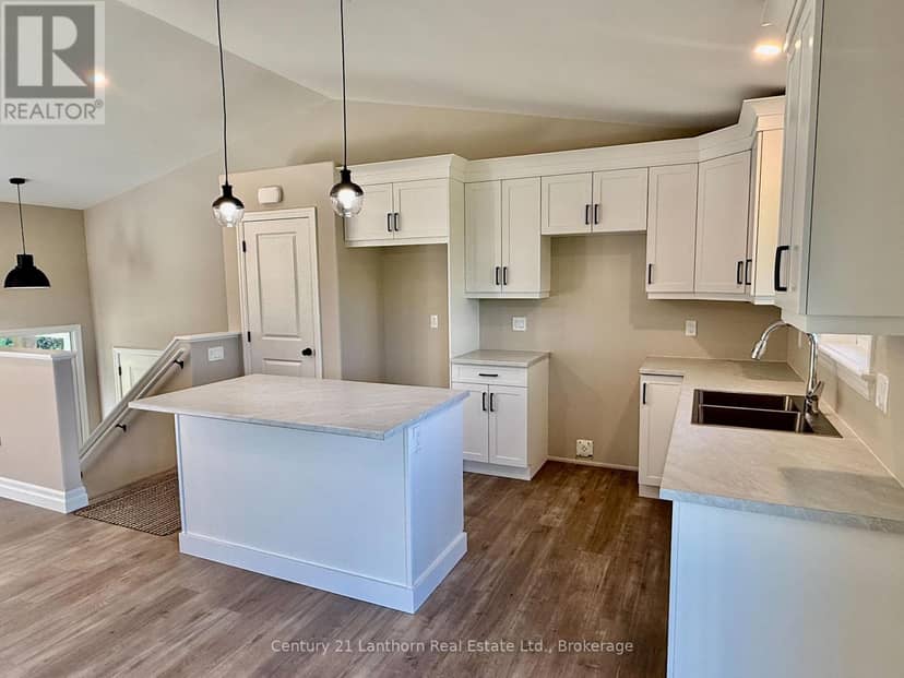 505 Pigden Road — photo 7 of 28