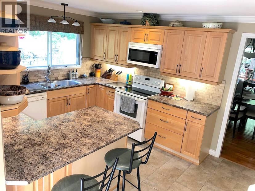 4163 CEDAR DRIVE, Coquitlam, photo 7